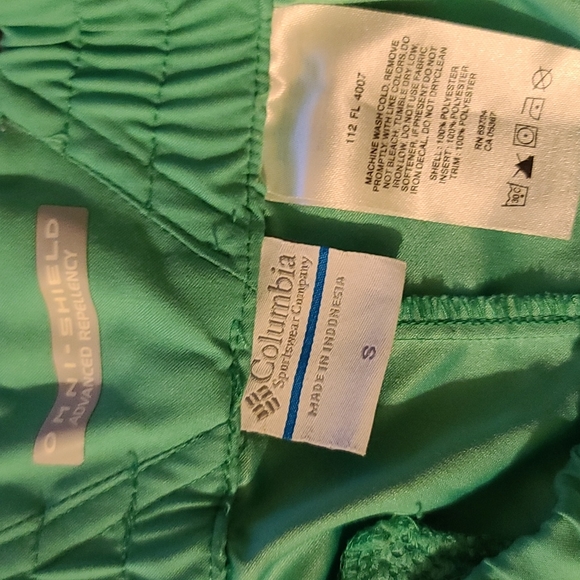 Columbia Omni Shield shorts - Picture 2 of 8